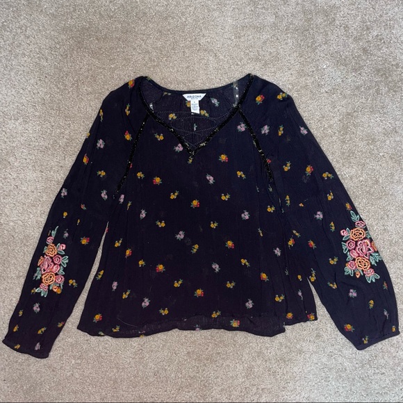 Black Floral Boho Long Sleeve Shirt - Picture 3 of 4